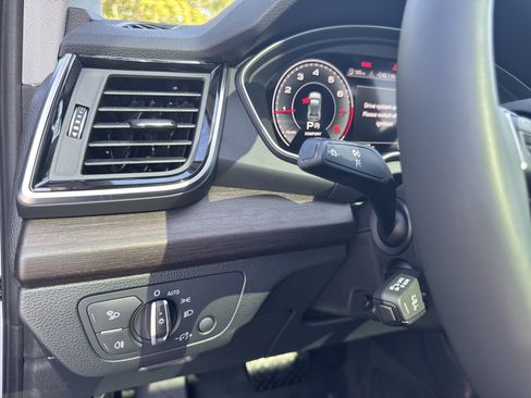 Certified 2023 Audi Q5 2.0T Premium Plus AWD/4WD image 32