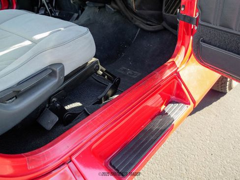 Used 1991 Jeep Wrangler Renegade image 60