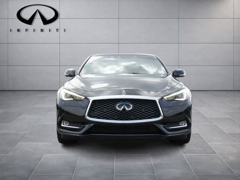 Used 2022 INFINITI Q60 3.0t Luxe w/ Essential Package AWD/4WD image 2