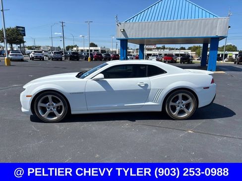 Used 2015 Chevrolet Camaro LT w/ RS Package RWD image 4