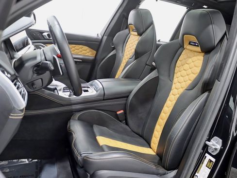 Used 2022 BMW X5 M w/ Competition Package image 31