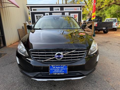 Used 2014 Volvo XC60 T6 AWD/4WD image 2