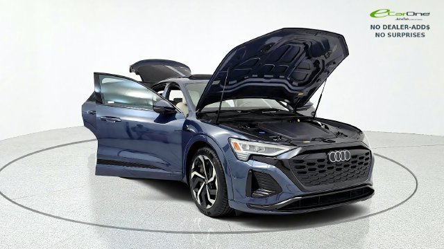 Used 2024 Audi Q8 e-tron Premium Plus w/ Premium Plus Package AWD/4WD image 11