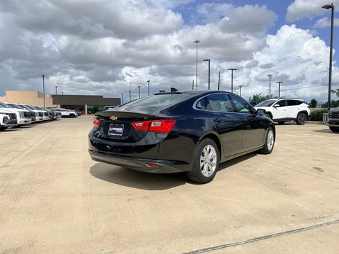 Used 2023 Chevrolet Malibu LT FWD image 5