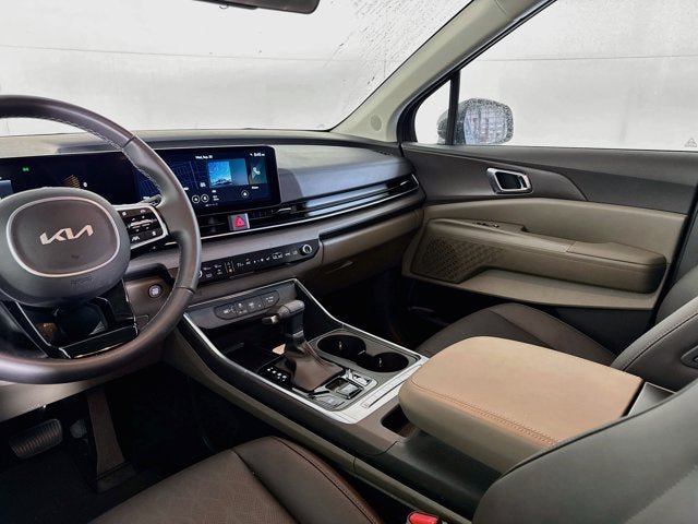 Certified 2026 Kia Carnival EX FWD image 23