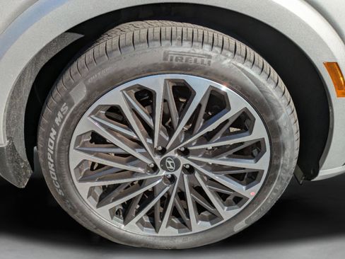 New 2026 Hyundai Palisade Calligraphy FWD image 32
