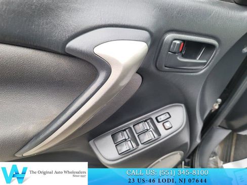 Used 2005 Toyota RAV4 4WD image 12