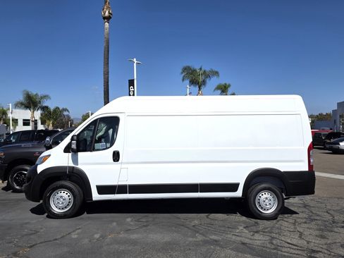 New 2026 RAM ProMaster 2500 w/ Convenience Group FWD image 2