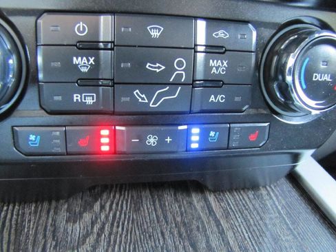 Used 2020 Ford F250 Lariat w/ Lariat Ultimate Package image 43