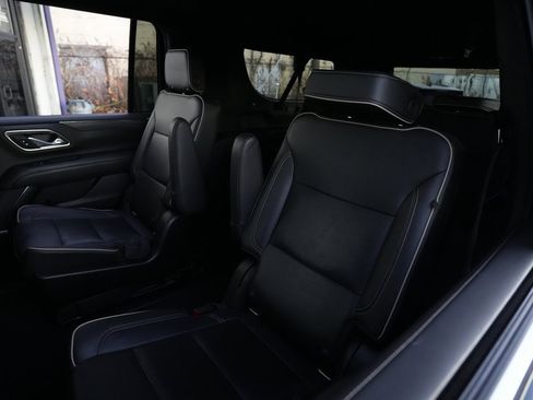 Used 2021 GMC Yukon XL SLT w/ SLT Luxury Plus Package image 24