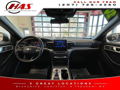 Used 2020 Ford Explorer XLT image 16
