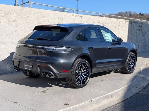 New 2026 Porsche Macan S image 7