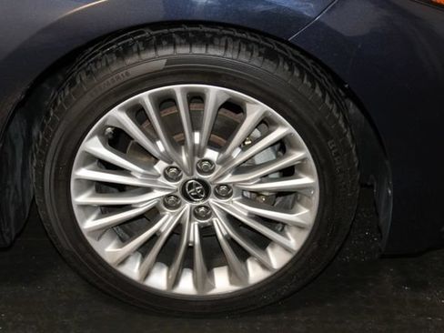 Used 2019 Toyota Avalon Limited w/ All Weather Liner Package FWD image 33