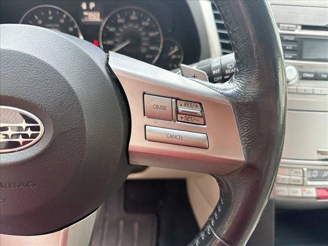 Used 2011 Subaru Outback 2.5i Limited w/ PWR Moonroof Pkg AWD/4WD image 17