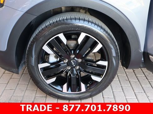 Used 2023 Kia Telluride SX image 8