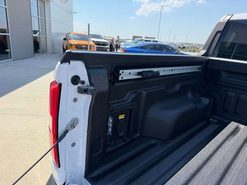 Used 2024 Ford Maverick Lariat FWD image 6