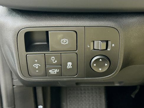 Used 2024 Hyundai Ioniq 6 SE image 16