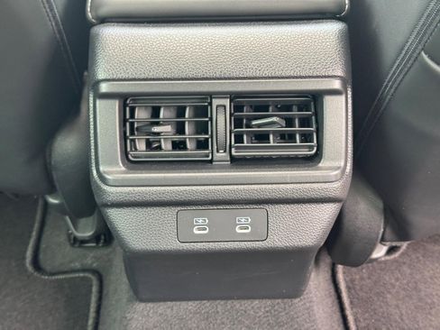 Used 2023 Honda Accord Touring image 17