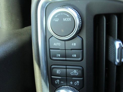 Used 2022 GMC Sierra 1500 Elevation w/ X31 Off-Road Package image 26