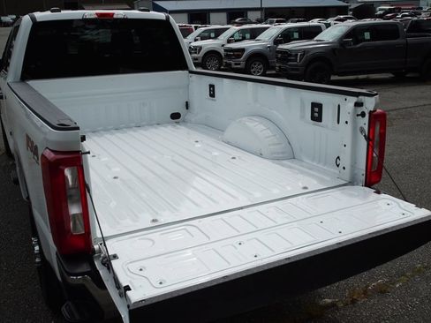 Used 2024 Ford F350 XLT w/ FX4 Off-Road Package AWD/4WD image 25