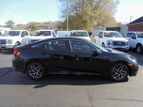 Used 2019 Honda Civic Sport image 2