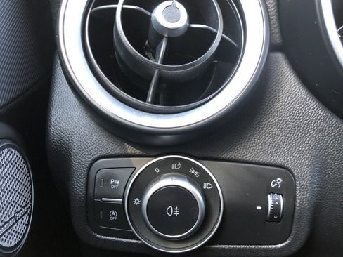 Used 2018 Alfa Romeo Stelvio Sport w/ Quick Order Package 22J Sport image 21