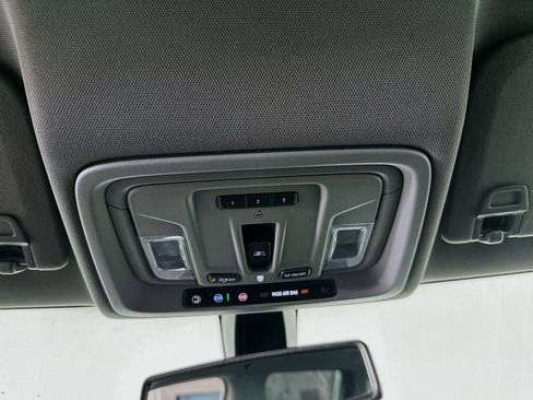 Used 2022 Chevrolet Silverado 1500 LTZ image 18