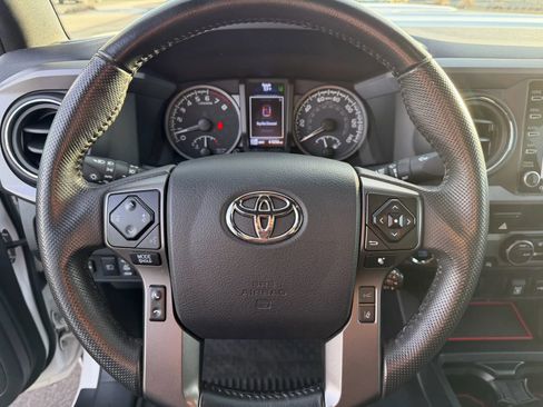 Used 2023 Toyota Tacoma 4x4 Double Cab image 14