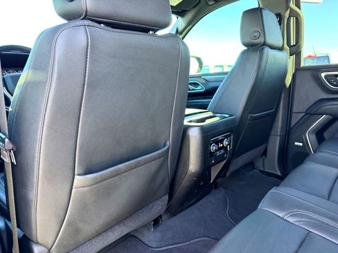 Used 2021 Chevrolet Tahoe LT image 20