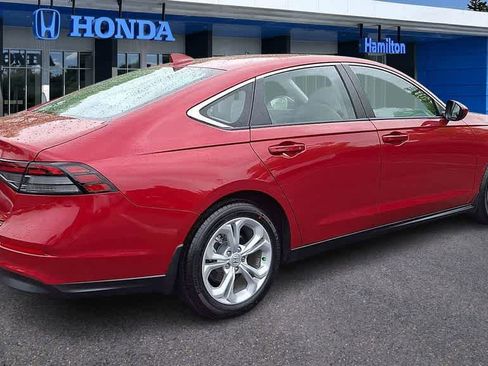 Certified 2025 Honda Accord LX image 8