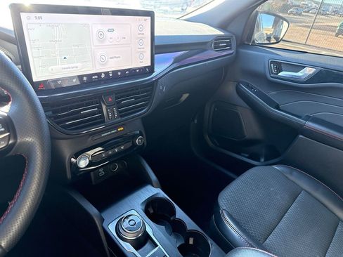 Used 2023 Ford Escape ST-Line w/ Tech Pack #1 image 10