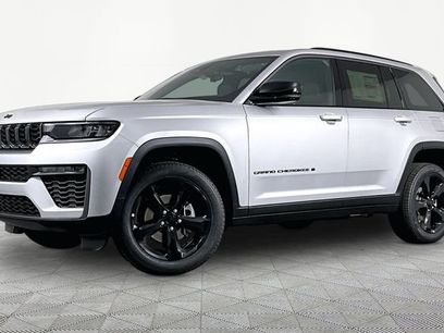 New 2026 Jeep Grand Cherokee Limited w/ Limited Altitude Package