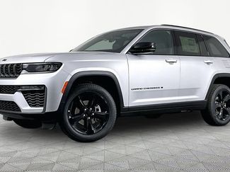 New 2026 Jeep Grand Cherokee Limited w/ Limited Altitude Package AWD/4WD video 1