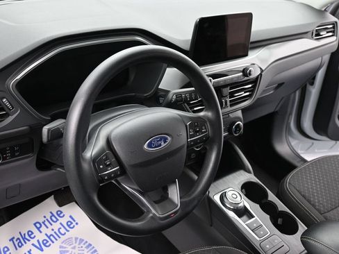 Certified 2025 Ford Escape Active FWD image 16