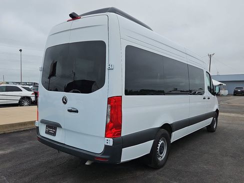 Used 2025 Mercedes-Benz Sprinter 2500 image 7