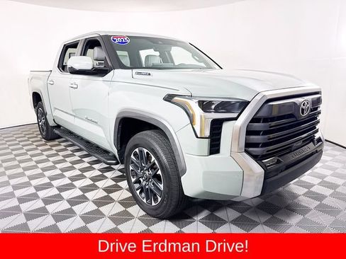 Used 2025 Toyota Tundra Limited AWD/4WD image 1