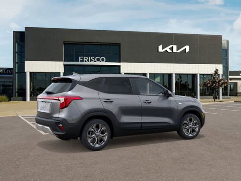 New 2026 Kia Seltos LX image 6