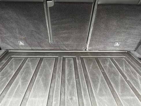 Used 2021 Land Rover Range Rover Sport HSE Silver Edition image 16