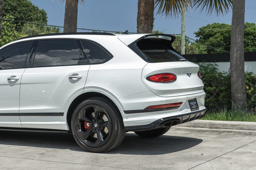 Used 2022 Bentley Bentayga AWD/4WD image 5