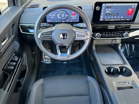 Used 2024 Honda Prologue EX image 16