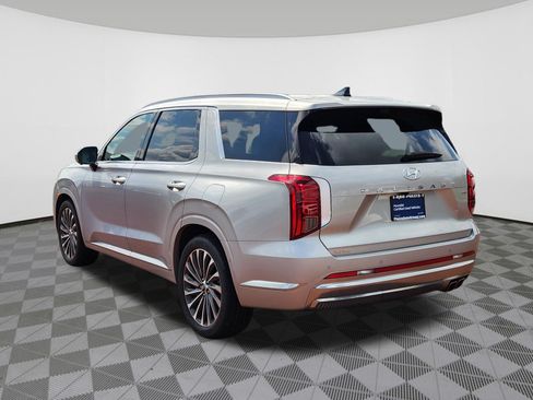 Certified 2024 Hyundai Palisade Calligraphy AWD/4WD image 3