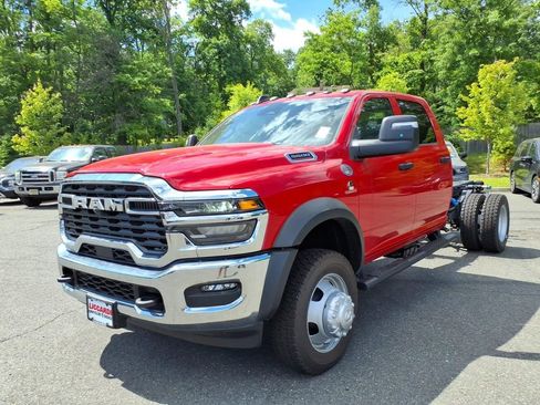 New 2026 RAM 5500 Tradesman AWD/4WD image 3
