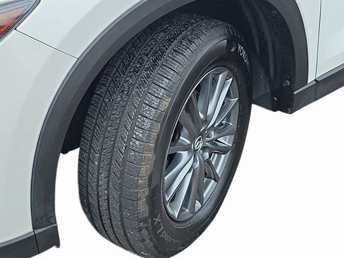 Used 2017 MAZDA CX-5 Touring w/ Preferred Equipment Package image 31