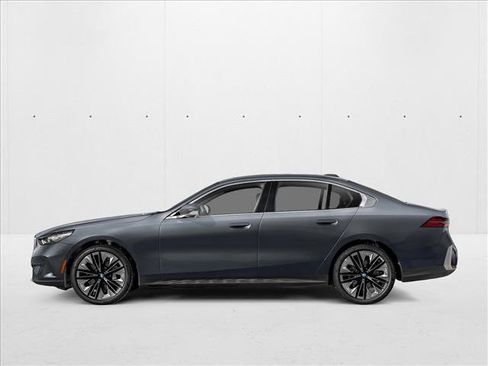 New 2027 BMW 530i w/ M Sport Package RWD image 3