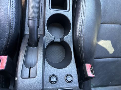 Used 2004 Hyundai Tiburon GT FWD image 22
