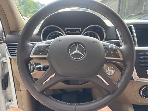 Used 2015 Mercedes-Benz ML 350 4MATIC image 10