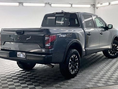 Used 2023 Nissan Titan PRO-4X image 12