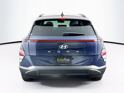 Used 2025 Hyundai Kona SEL image 7
