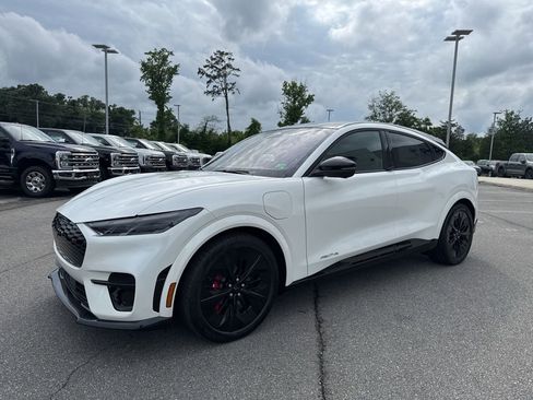 New 2025 Ford Mustang Mach-E GT image 7