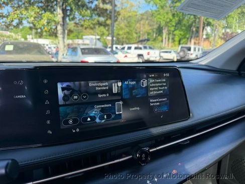 Used 2024 Nissan Ariya FWD image 18
